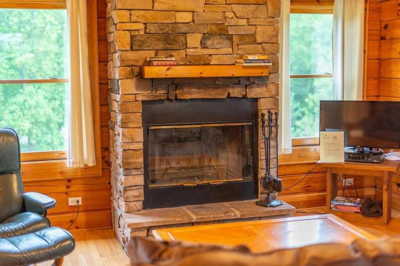 Log Cabin Stunning Mountain Views On 12 Acres Candler Exterior photo